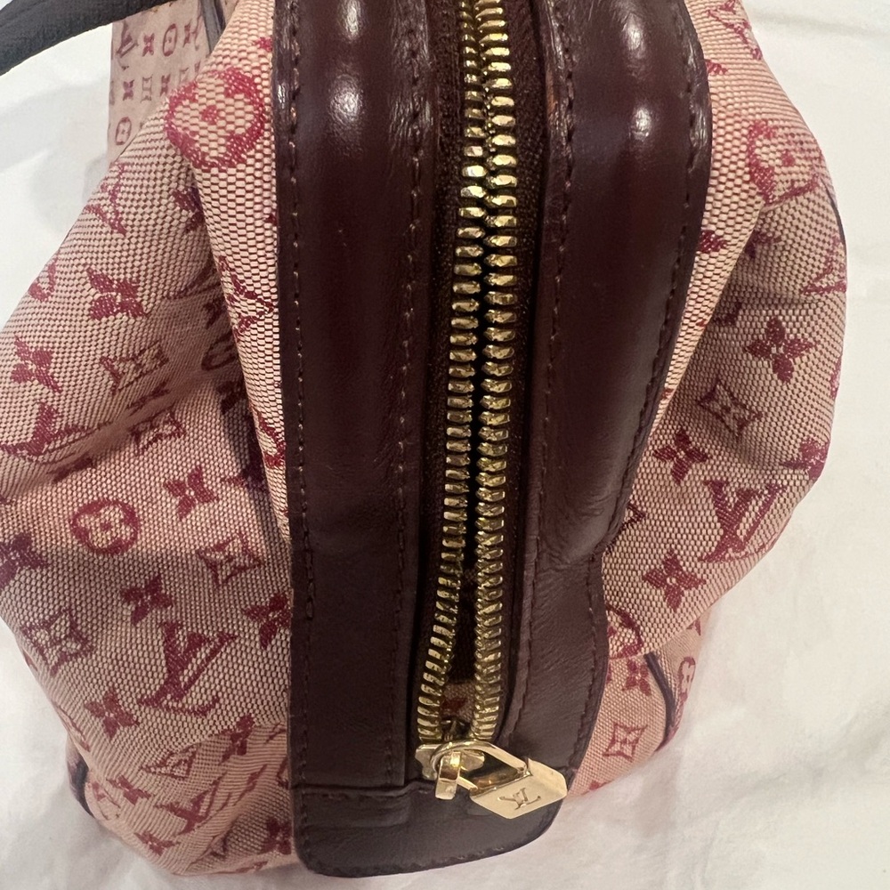 Louis Vuitton Pink Denim with Burgundy Travel Bag with Iconic Monogram - Picture 5 of 9